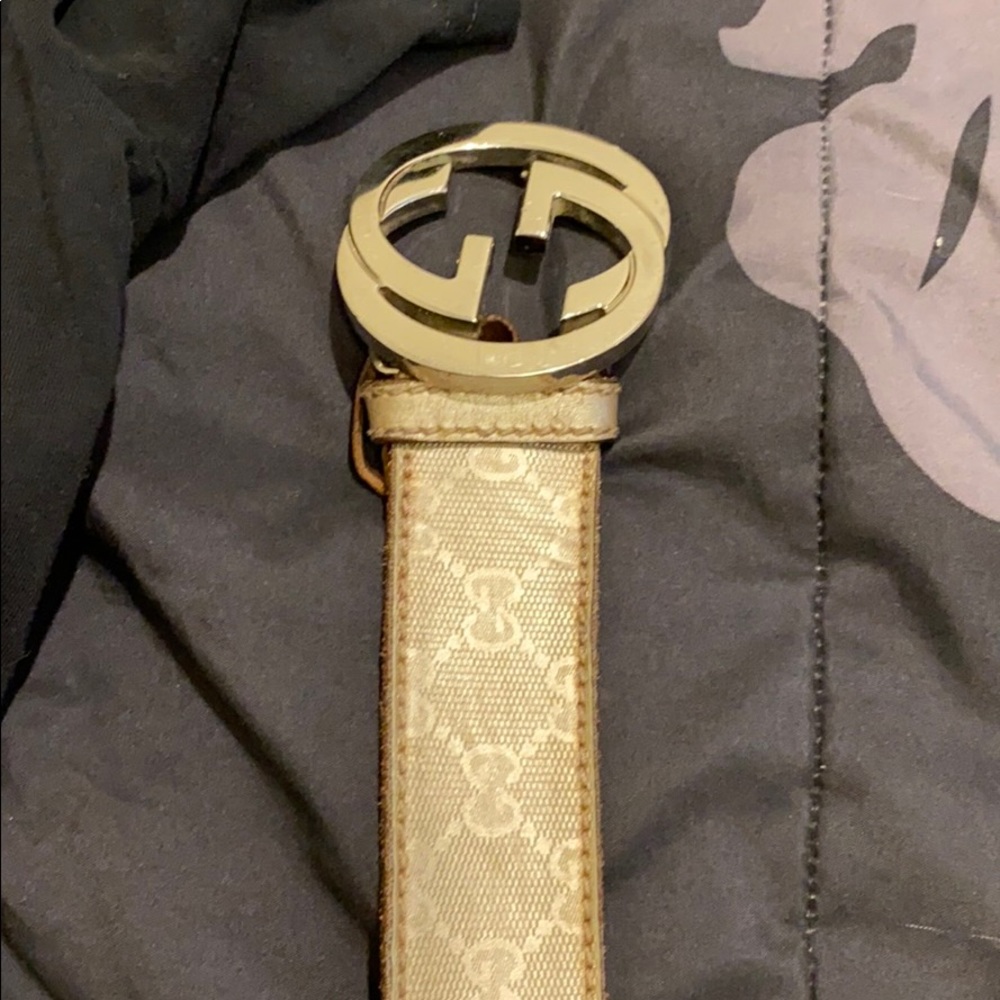Gucci belt